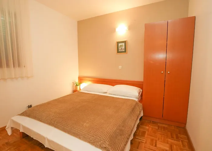 Apartments Vallis Rabiosa